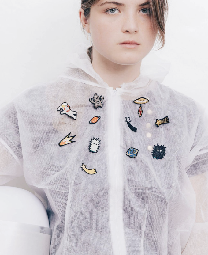 Macon & Lesquoy, embroidered brooches / + styles - Image 2