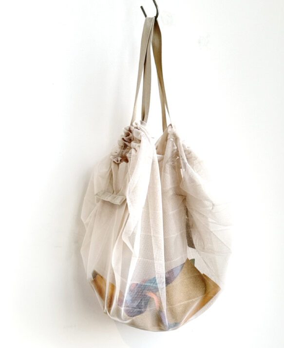 Shupâtto, Mesh bag M / sand beige