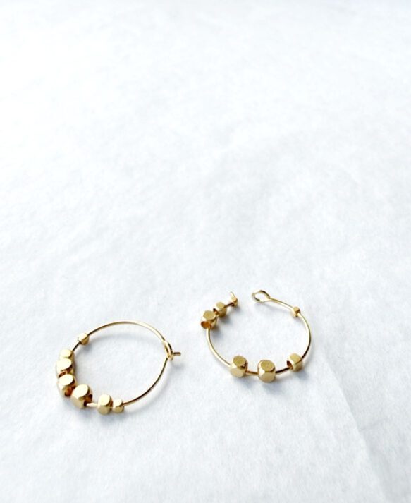 Ibu, earrings golden beads - goldplated / + sizes
