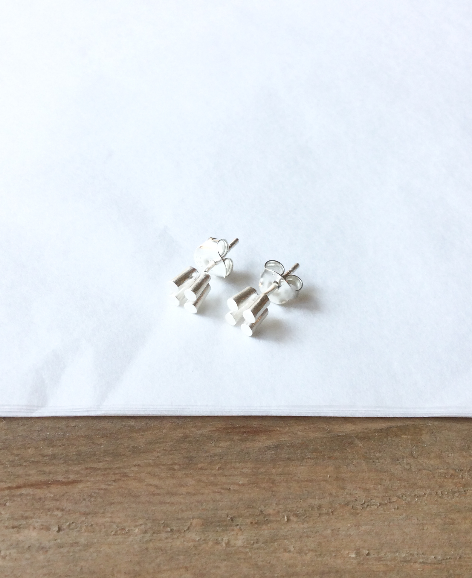 susicala, solitaire earrings / + colors